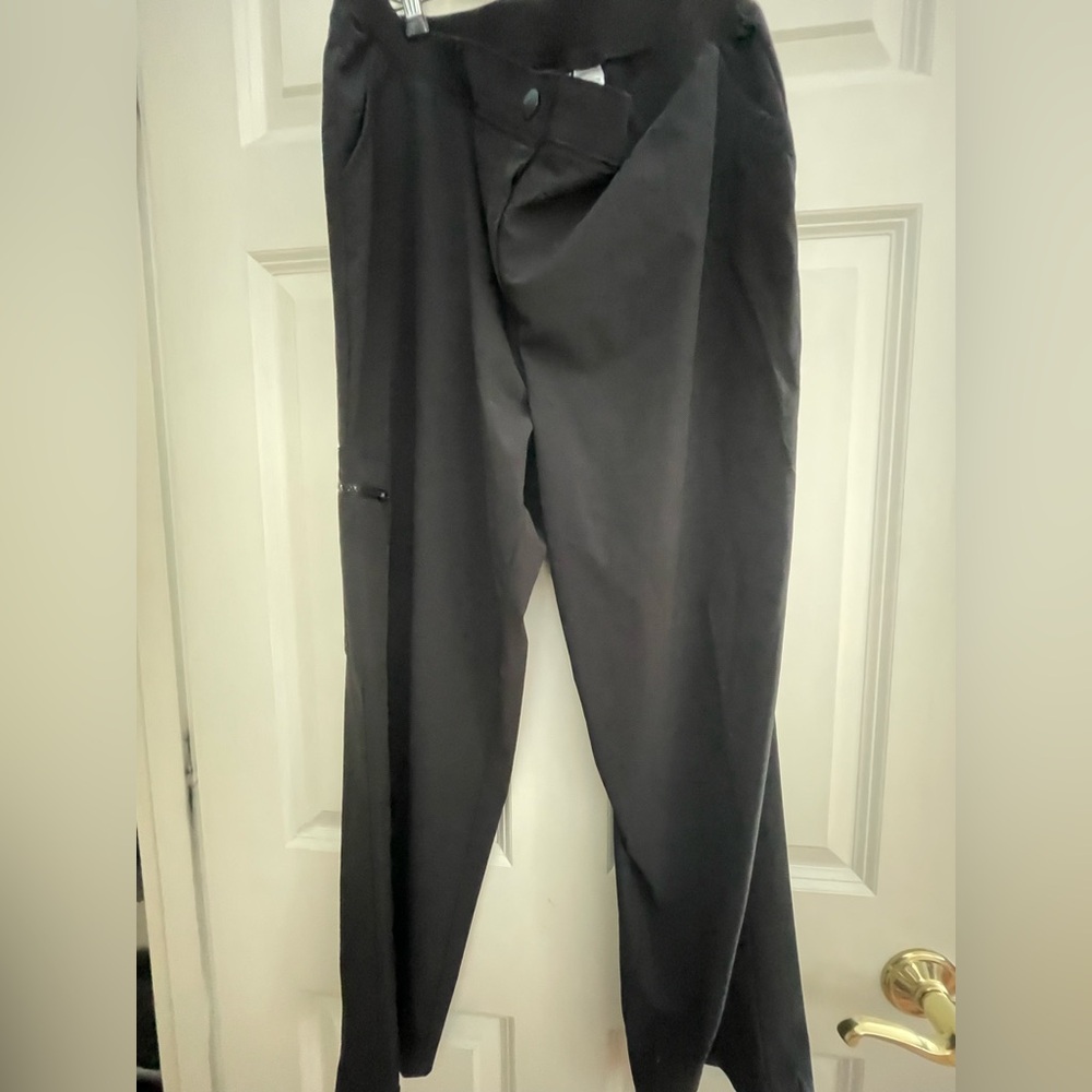 Zenergy by Chico’s Black Women's Pants Sz 2.5 Short